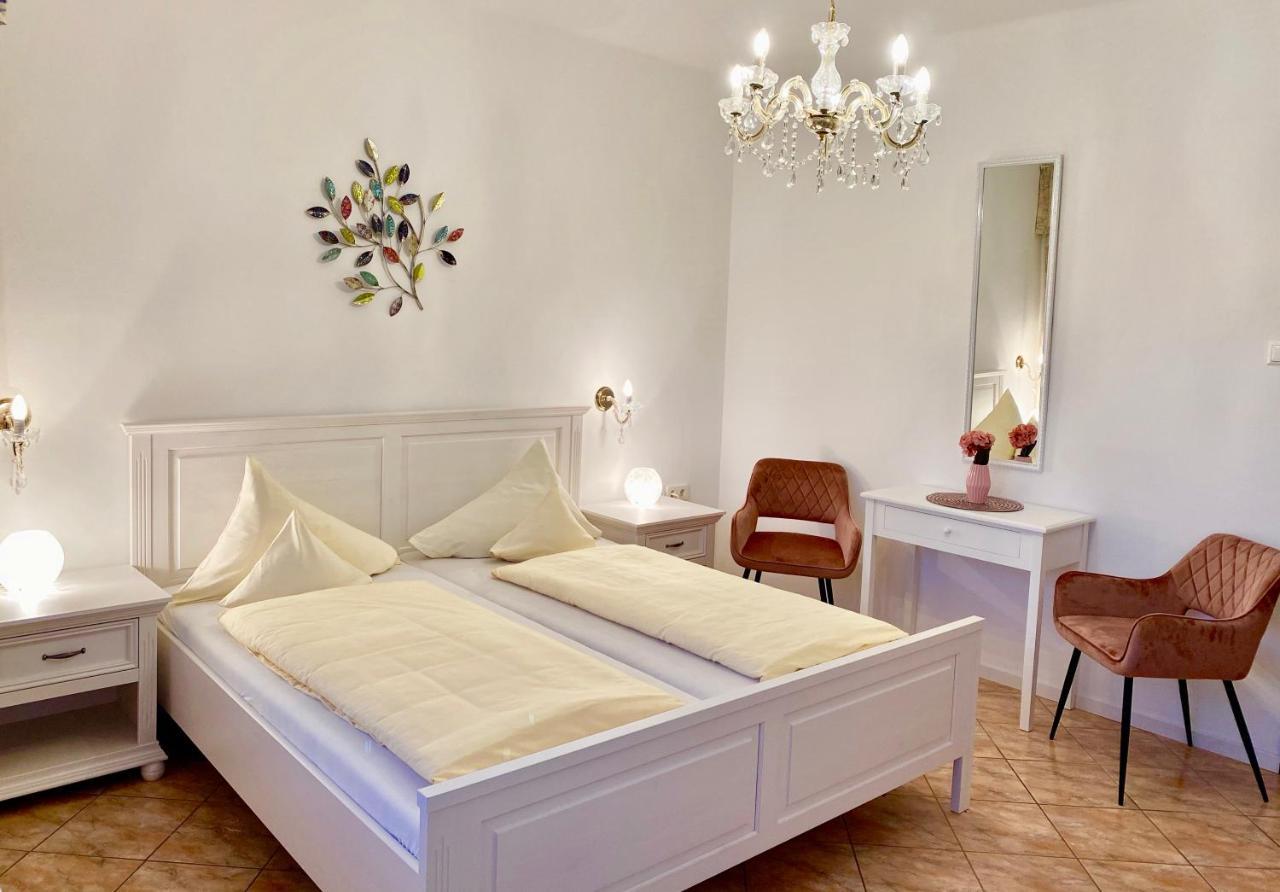 Hotel Nikolasch Millstatt Eksteriør billede